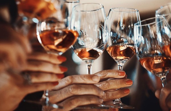 Zo organiseer jij je eigen wijnproeverij! Zo organiseer jij je eigen wijnproeverij!